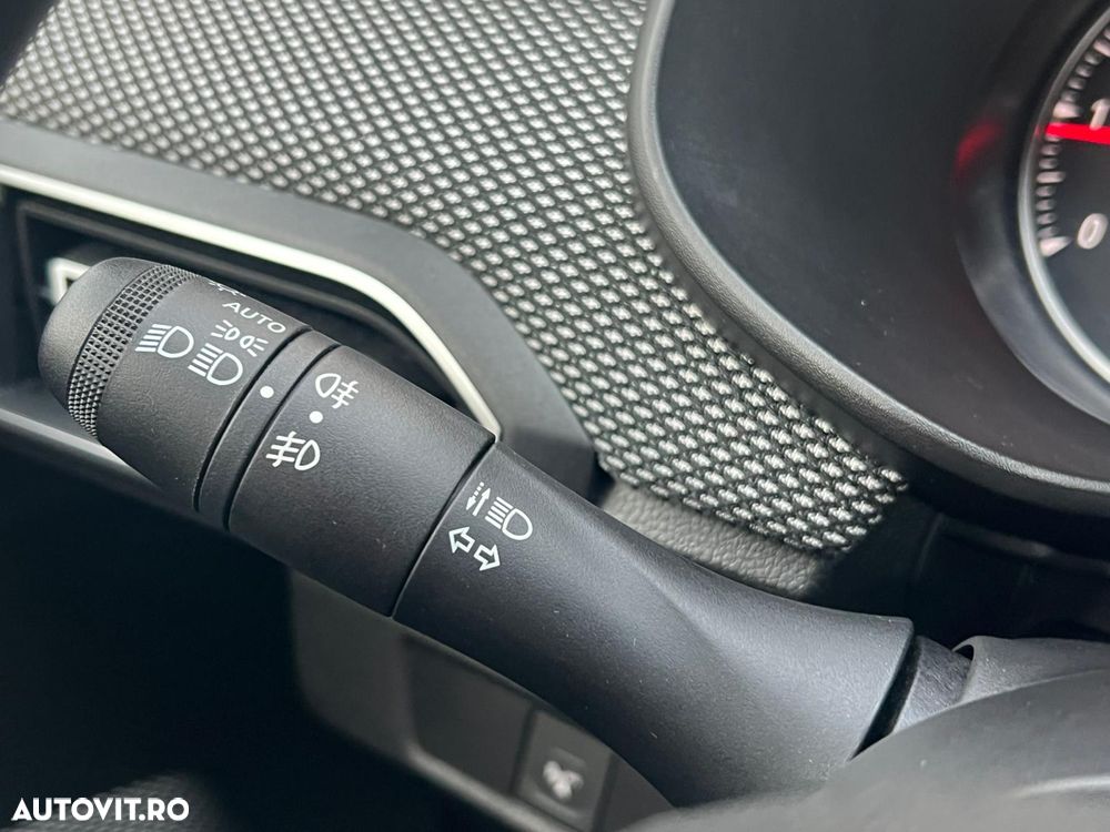 Dacia Logan TCe 90 MT6 Expression - 19