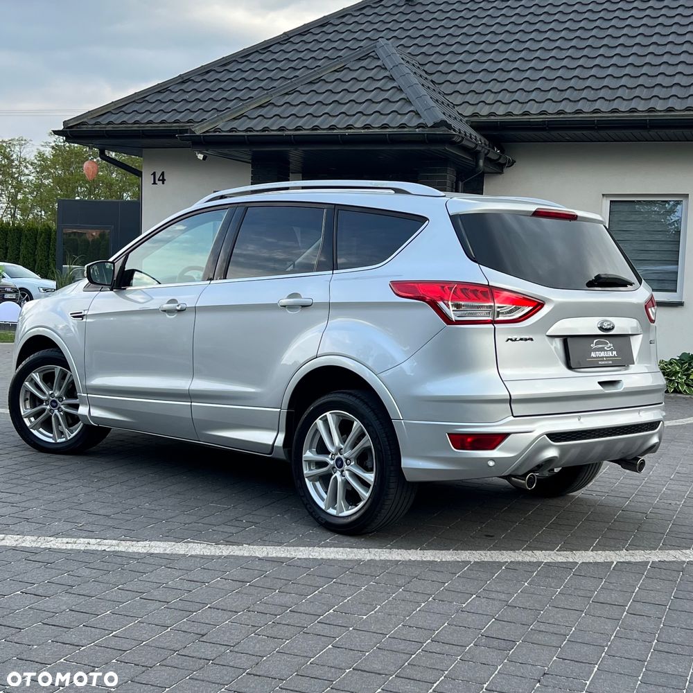 Ford Kuga 1.5 EcoBoost 2x4 Titanium - 13