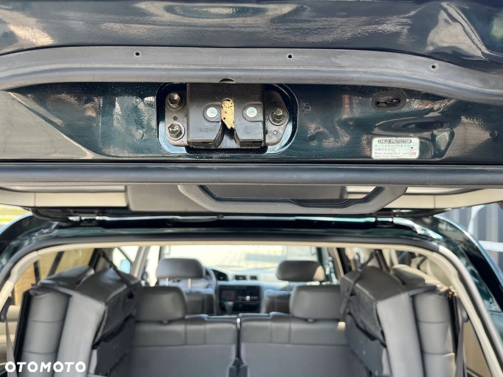 Toyota Land Cruiser - 11
