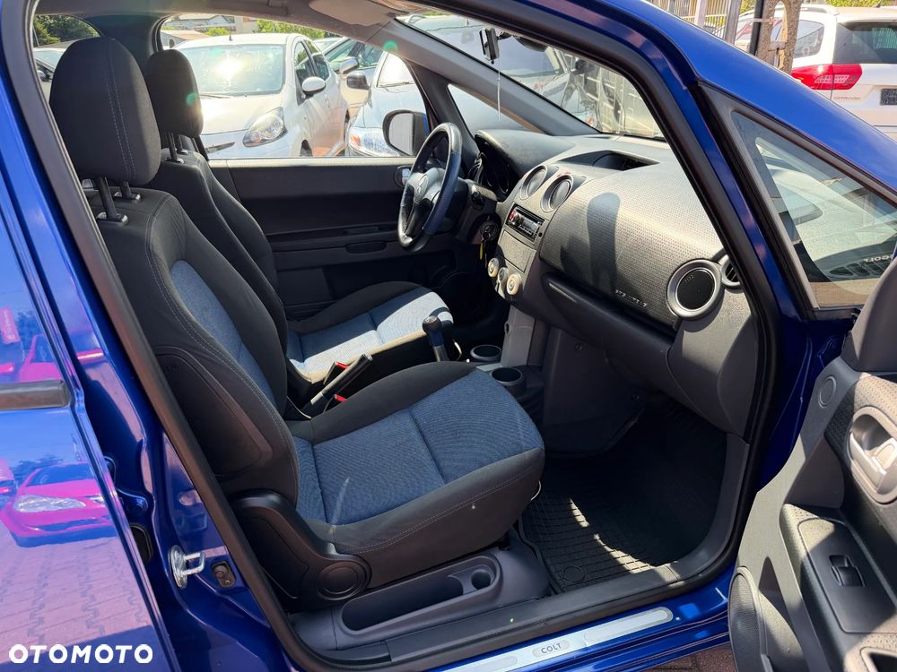 Mitsubishi Colt 1.3 Invite - 26