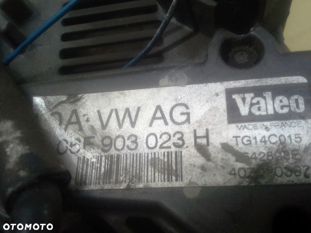 Audi A4 B7 2.0 TDi alternator Valeo 06F903023H TG14C015 2542893E - 12