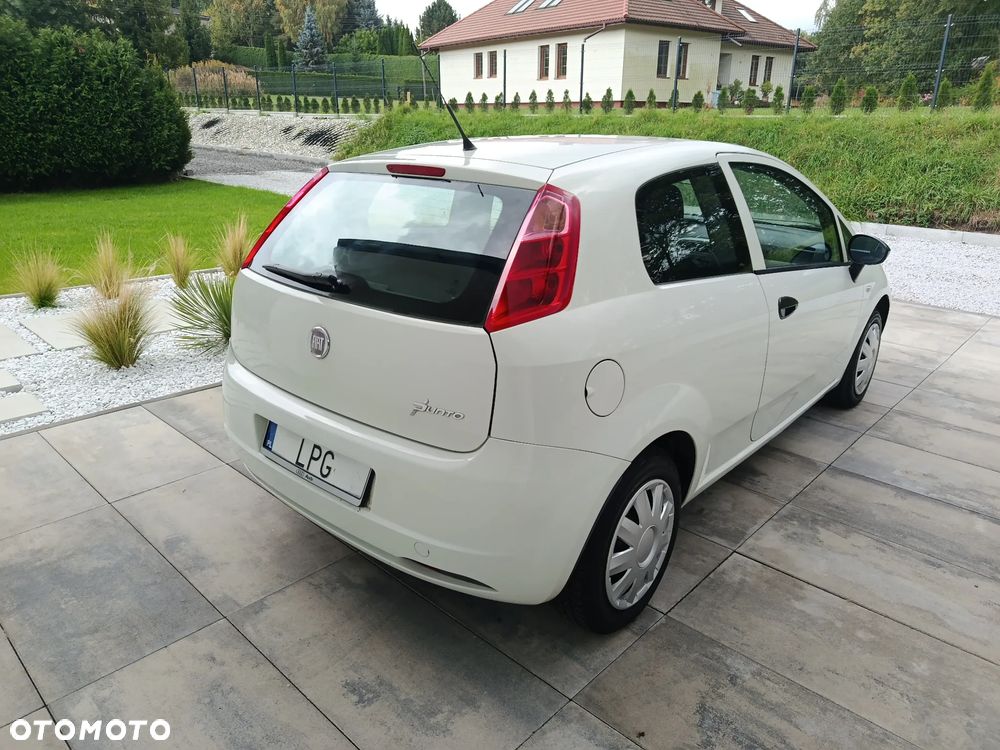 Fiat Grande Punto - 27