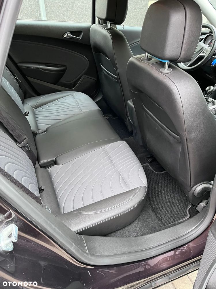 Opel Astra 2.0 CDTI DPF SportsTourer Style - 8