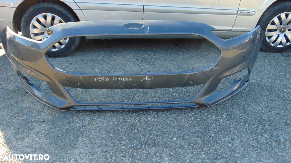 Bara fata Ford Mondeo MK5 cu gauri pentru senzori parcare an 2016 cu defect - 1