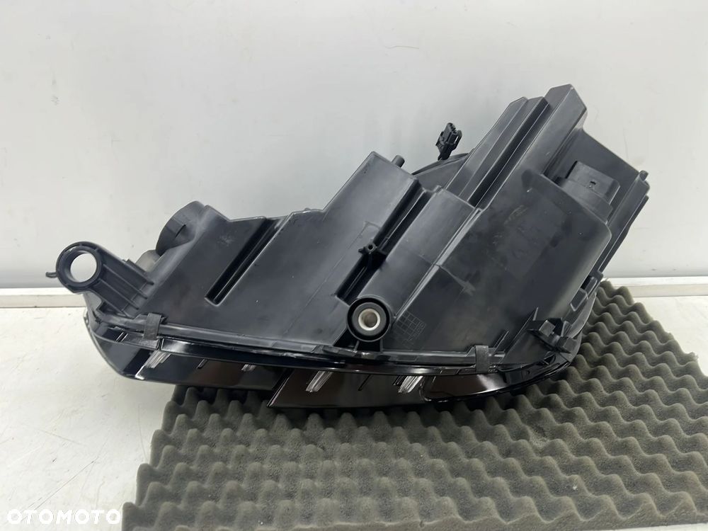 Lampa reflektor Audi A4 B9 8w 15-19r. PRAWA przednia XENON KSENON + LED oryginalna EUROPA prawy przó - 13