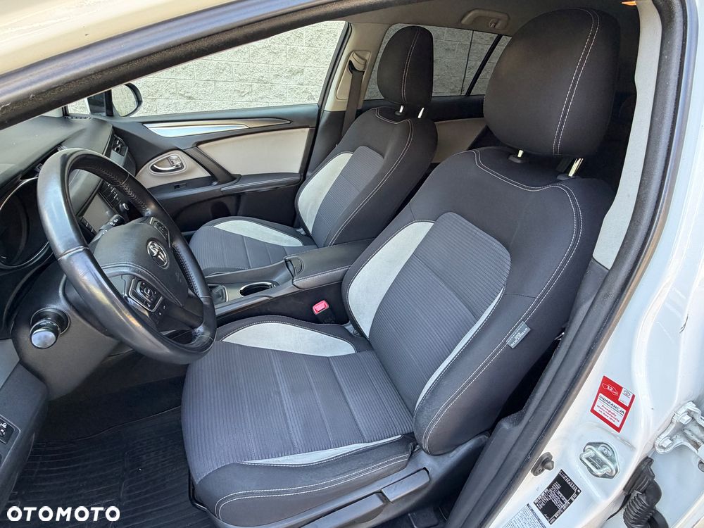 Toyota Avensis 2.0 D-4D Prestige - 8