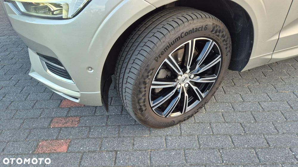 Volvo XC 60 T8 AWD Recharge Geartronic Inscription - 6