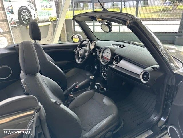 MINI Cabrio Cooper D - 7