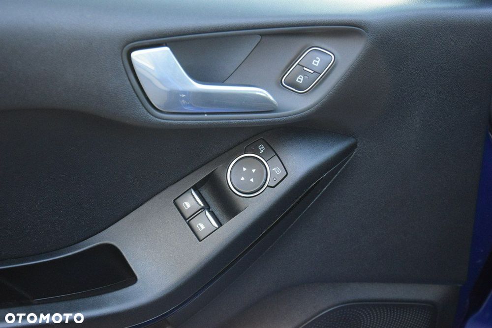 Ford Fiesta 1.1 S&S TREND - 32