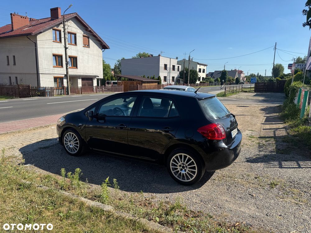 Toyota Auris 1.6 VVT-i Premium - 4