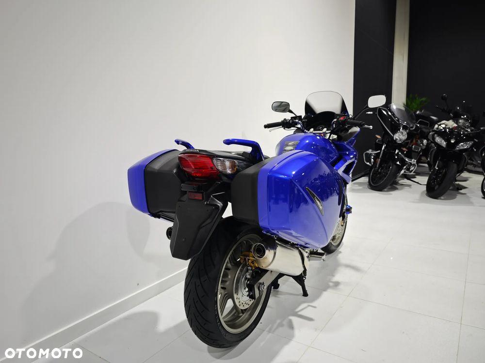Honda CBF - 14