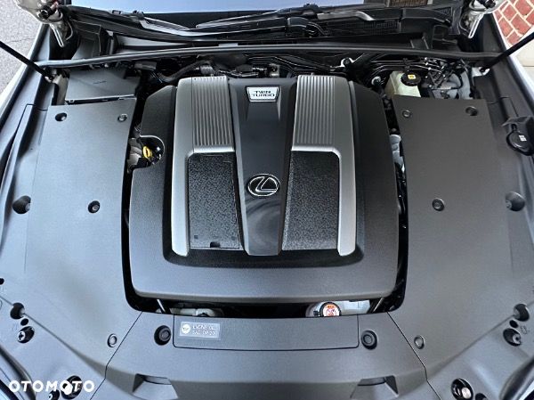 Lexus LS 500 Omotenashi AWD - 21