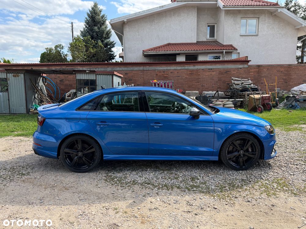 Audi RS3 Limousine TFSI quattro S tronic - 4