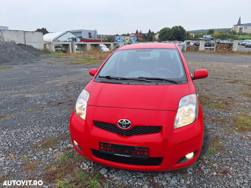 Toyota Yaris 1.3 VVT-i Multidrive S Luna - 1