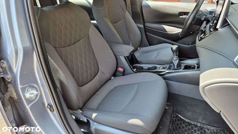 Toyota Corolla 1.6 Comfort - 18