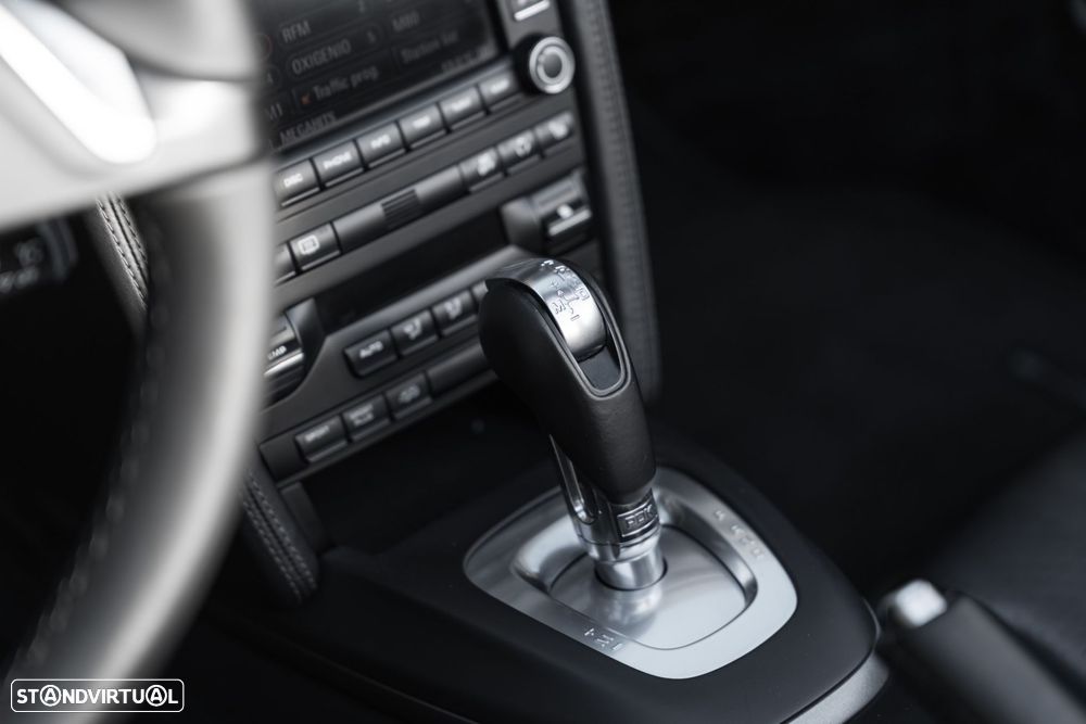 Porsche 911 Série F - 16