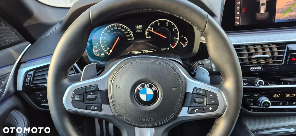 BMW Seria 5 520d xDrive M Sport sport - 6