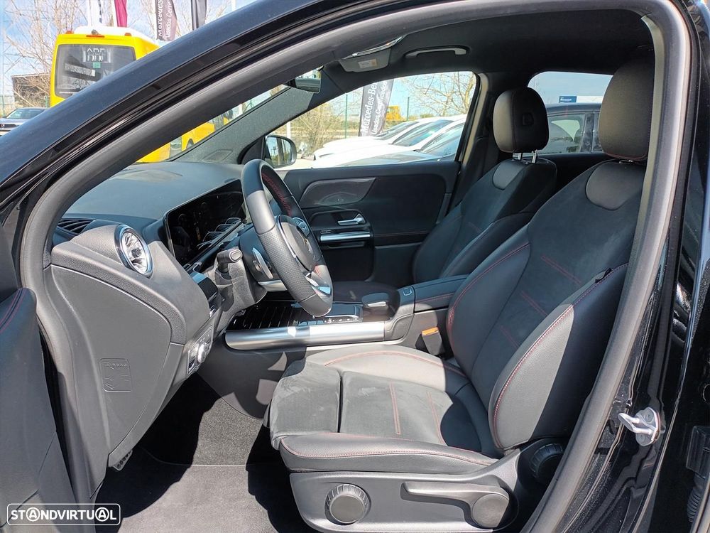 Mercedes-Benz GLA 180 d AMG Line - 7