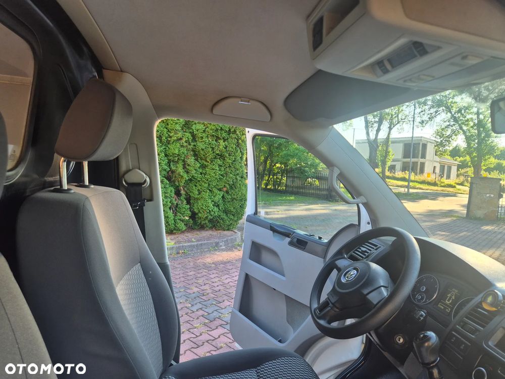 Volkswagen T5 - 19