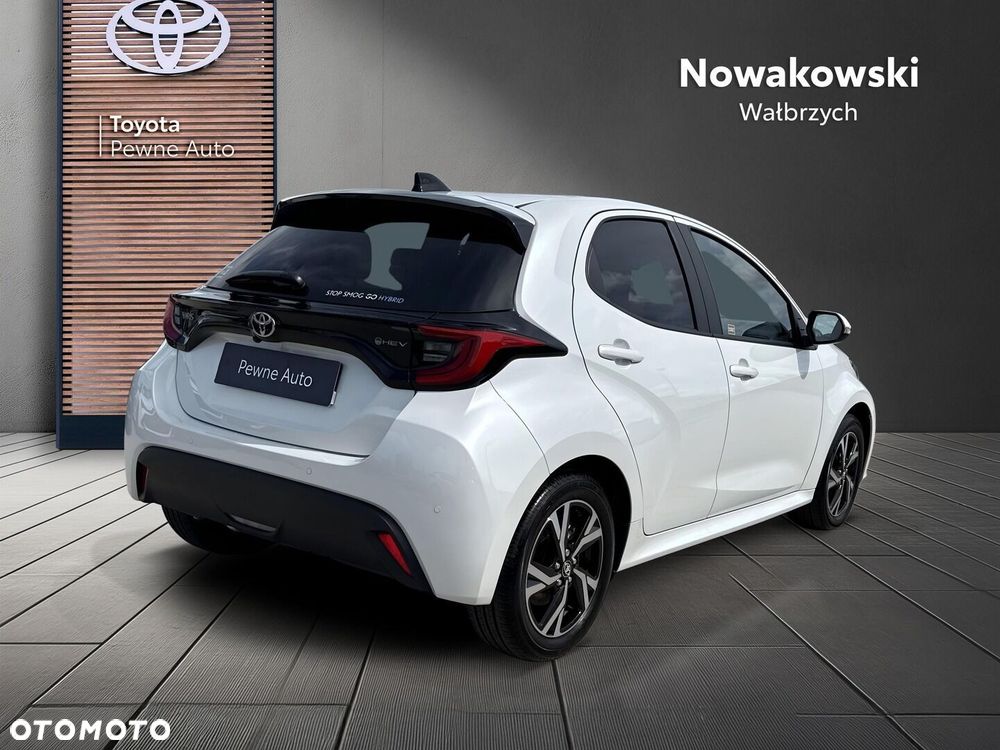 Toyota Yaris Hybrid 1.5 Style - 6