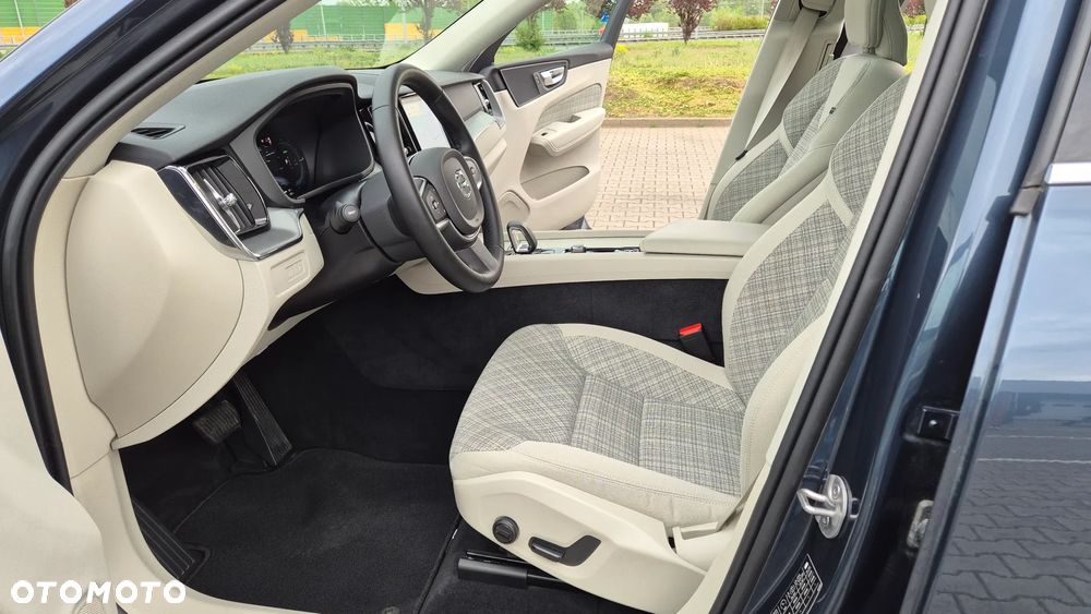 Volvo XC 60 T6 Plug-In Hybrid AWD Inscription Expression - 7