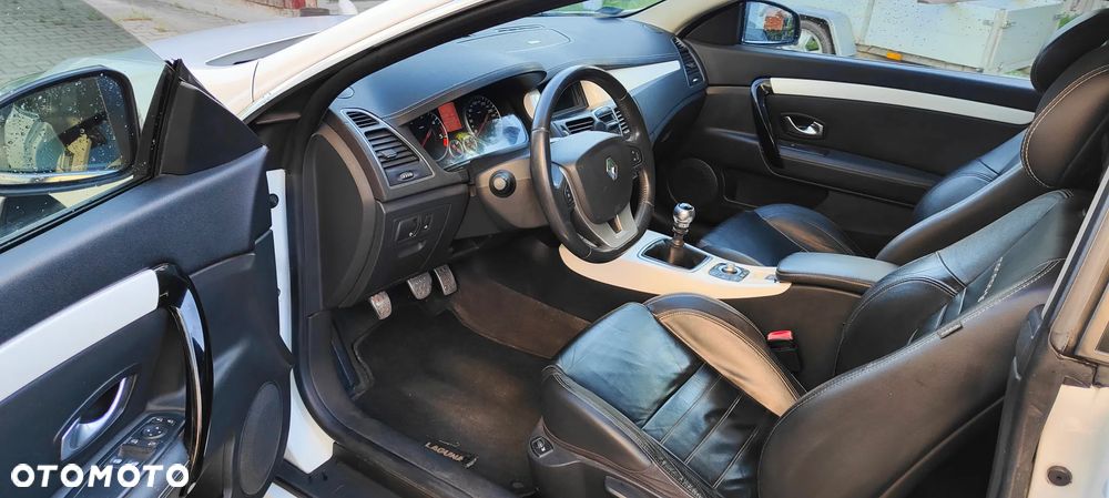 Renault Laguna dCi 150 FAP Monaco GP - 7