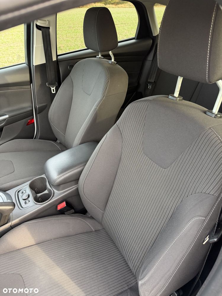 Ford Focus 1.6 EcoBoost Titanium - 19