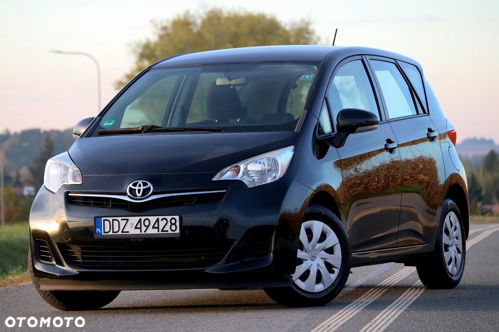 Toyota Verso S 1.33 Premium - 2