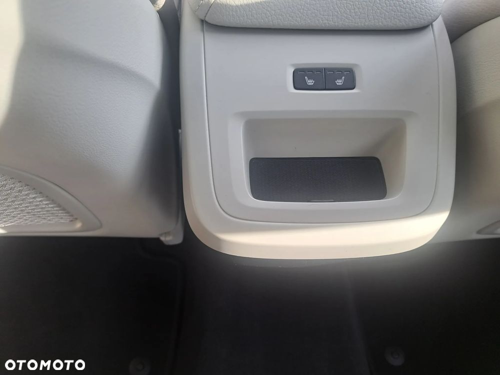 Volvo XC 60 - 11