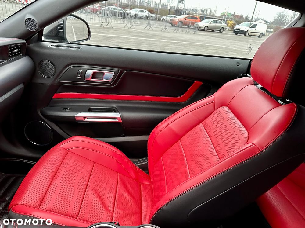 Ford Mustang 5.0 V8 GT - 16