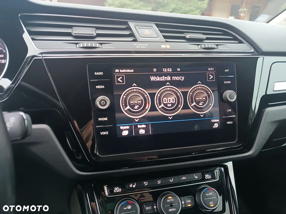 Volkswagen Touran 1.5 TSI EVO Highline - 26