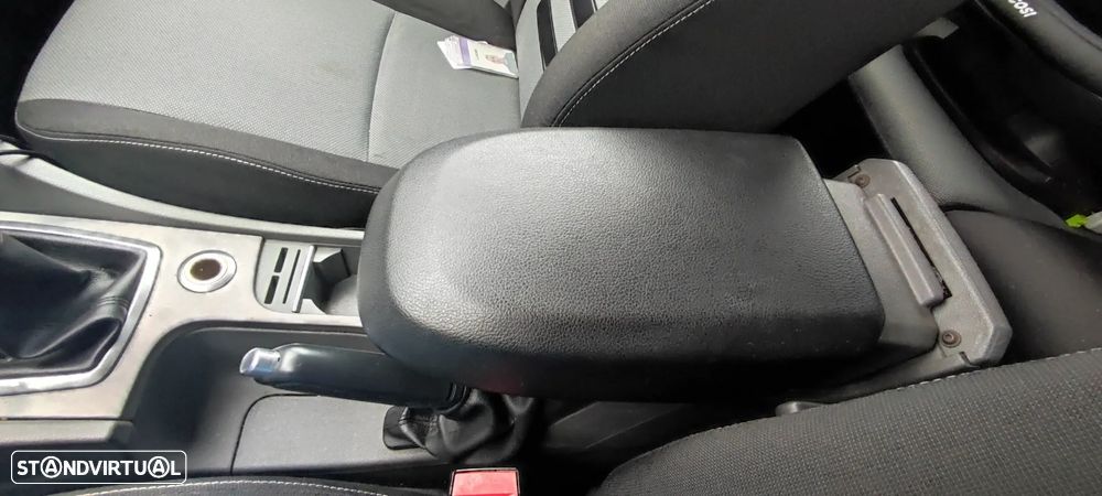 Ford Focus SW 1.4 Trend - 29