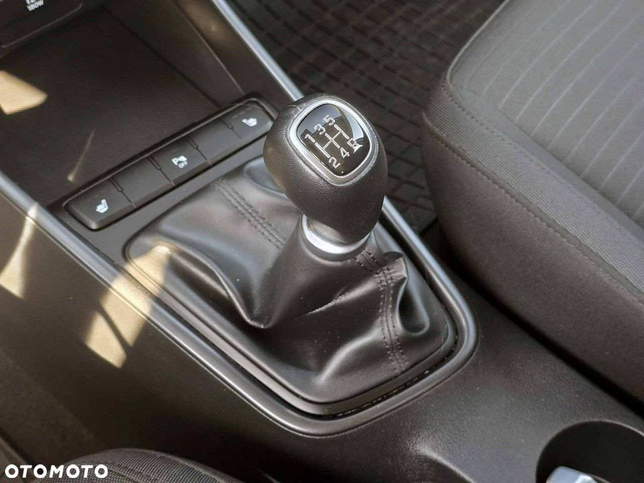Hyundai i20 - 27