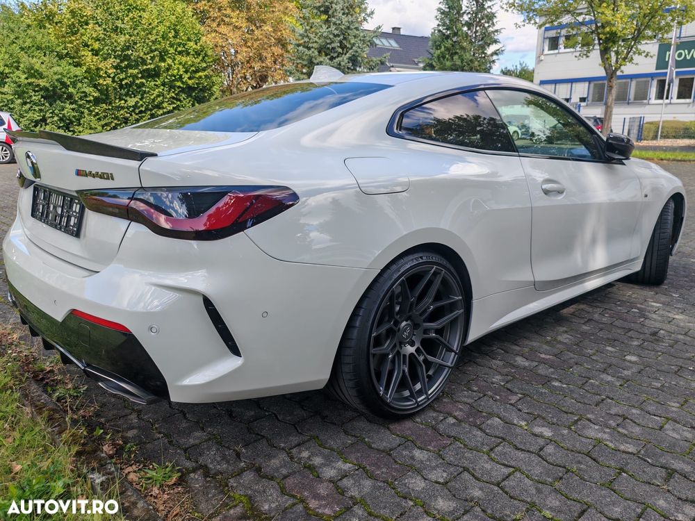 BMW M4 M440i xDrive AT MHEV - 2