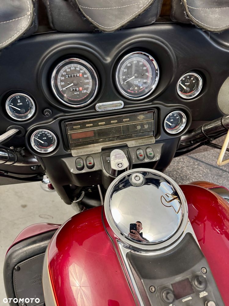 Harley-Davidson Touring Electra Glide - 15