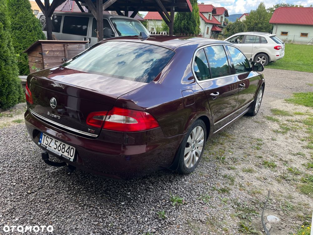 Skoda Superb 2.0 TDI Elegance - 7