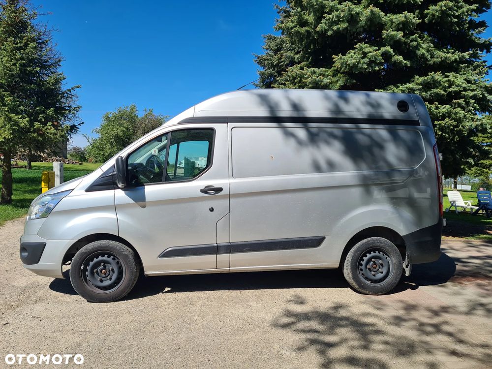 Ford TRANSIT CUSTOM - 12