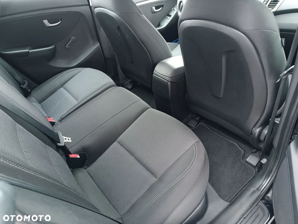 Hyundai i30 i30cw 1.4 Fifa World Cup Edition - 17