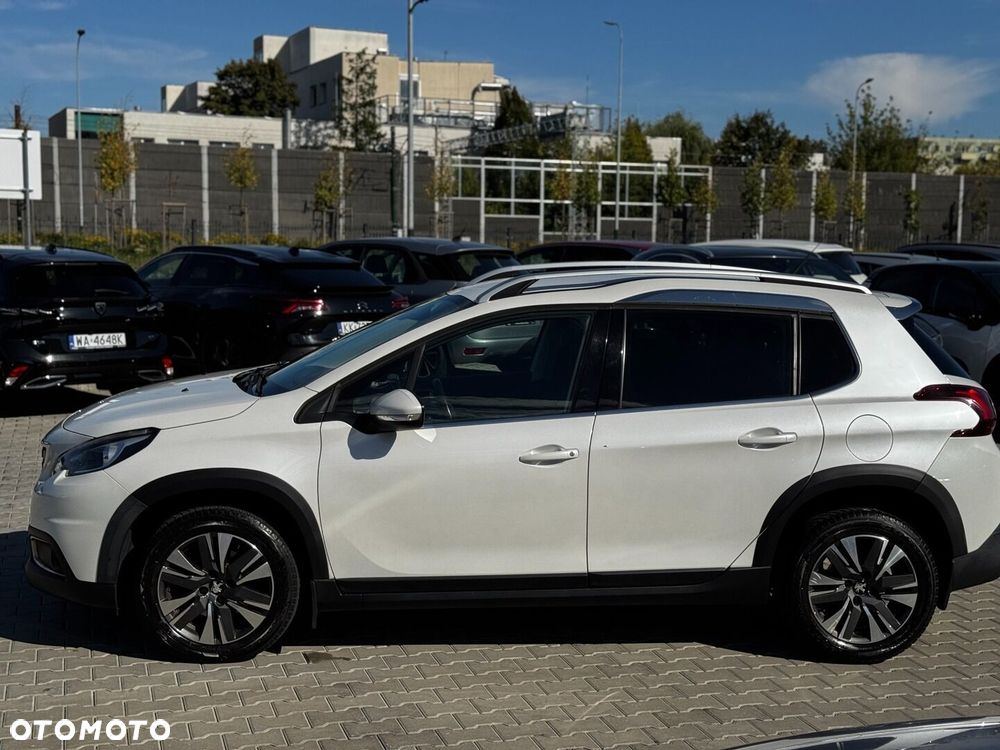 Peugeot 2008 1.2 Pure Tech Allure S&S EAT6 - 8