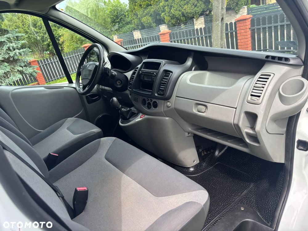 Renault Trafic II - 6