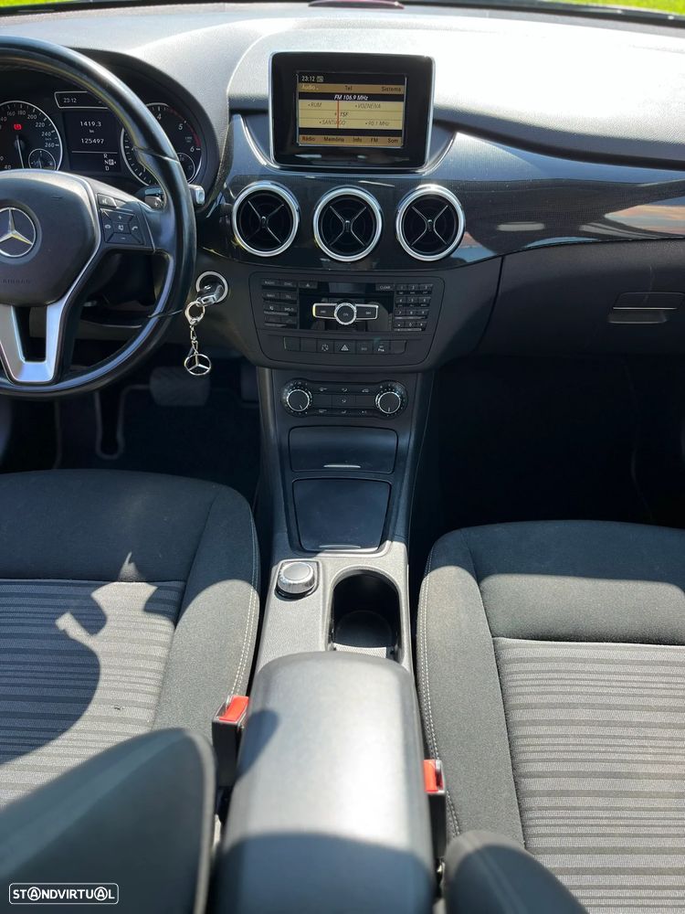 Mercedes-Benz B 180 CDi BlueEfficiency Aut. - 12
