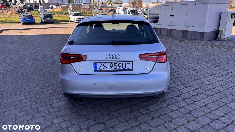 Audi A3 3-drzwiowe 1.4 TFSI Attraction - 24