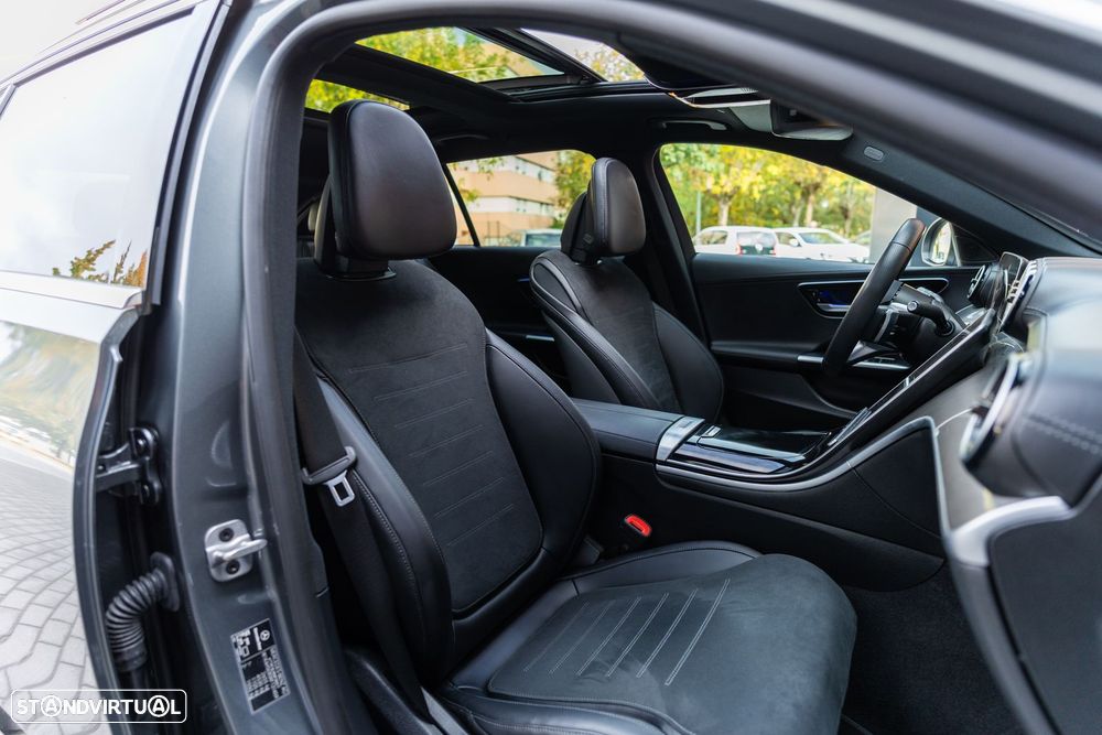 Mercedes-Benz C 300 e AMG Line - 31