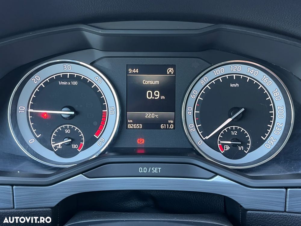 Skoda Superb 2.0 TDI Ambition - 16