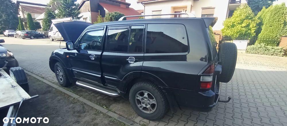 Mitsubishi Pajero 3.2 DID 7os - 8