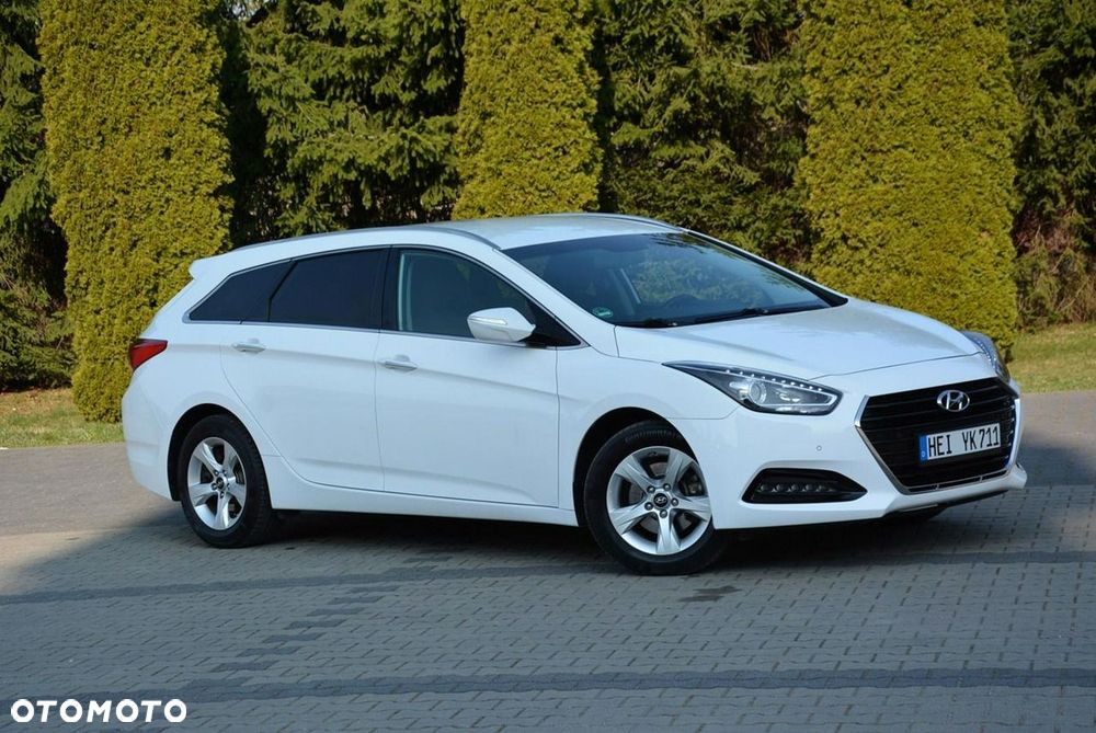 Hyundai i40 1.7 CRDi Comfort DCT - 3