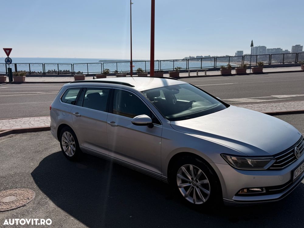 Volkswagen Passat 2.0 TDI DSG Comfortline - 9