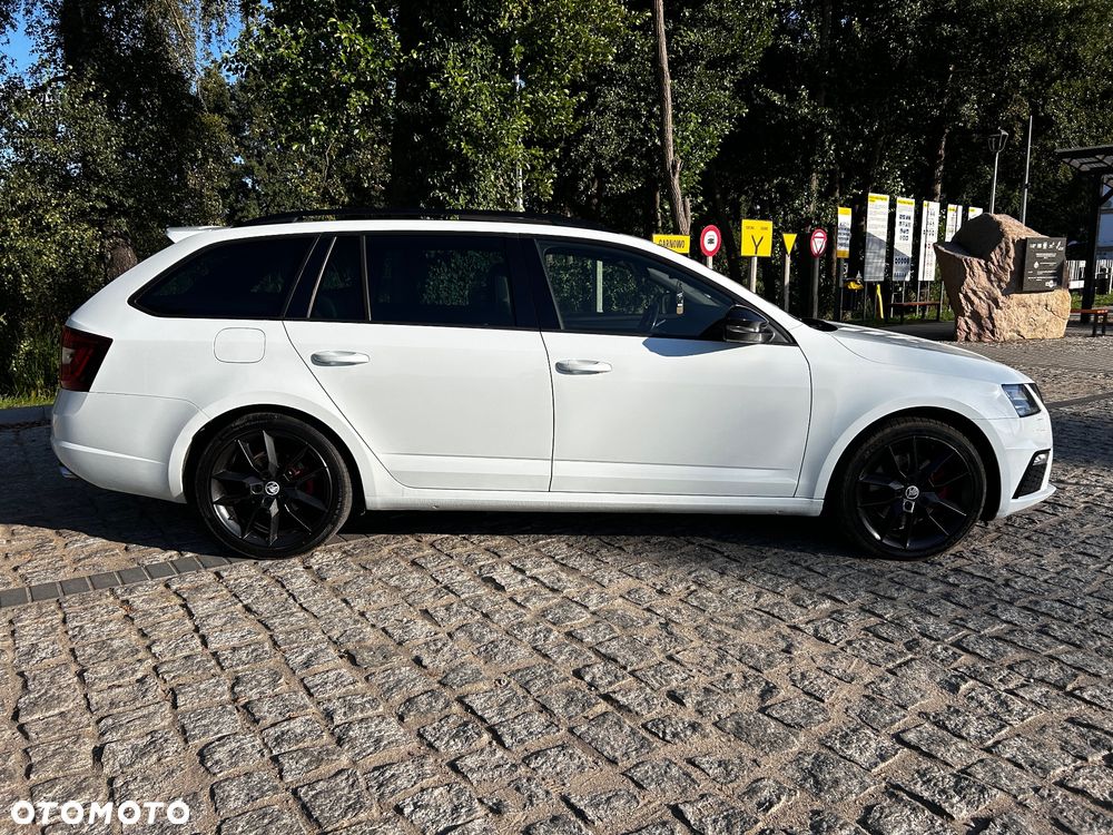 Skoda Octavia 2.0 TDI (Green tec) DSG RS - 6