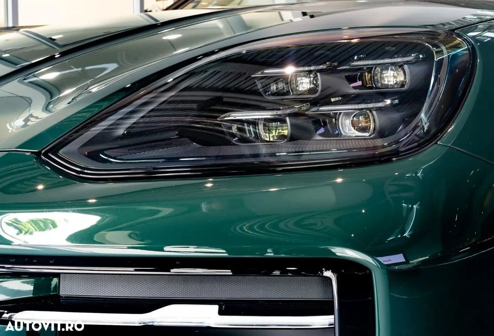 Porsche Cayenne Coupe GTS Tiptronic S - 4