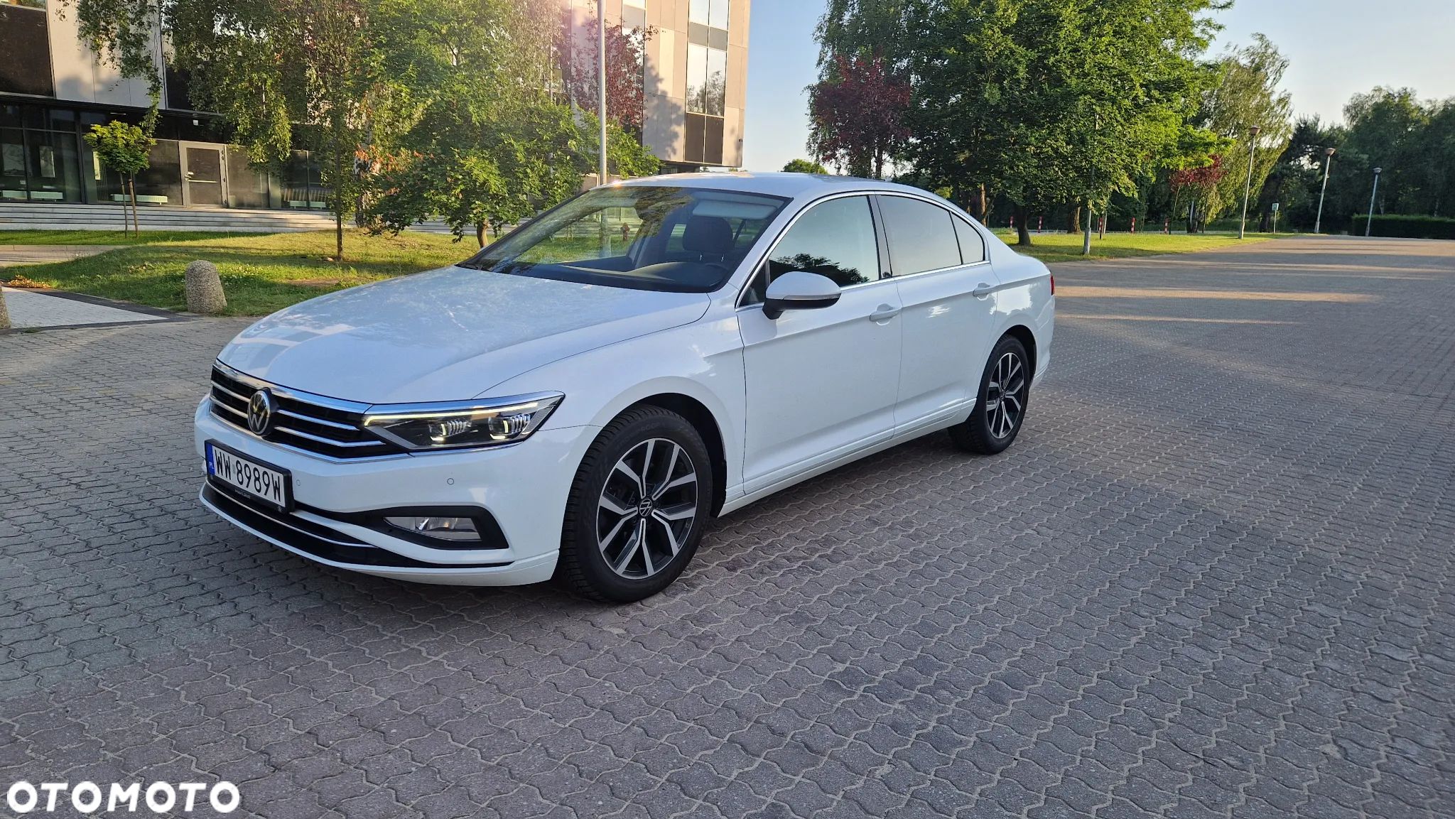Volkswagen Passat 2.0 TDI EVO Elegance DSG - 1